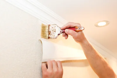 Pose de papier peint à Champsecret — revêtements muraux et toiles de verre
